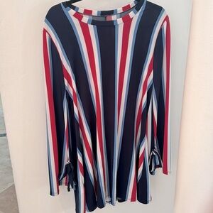 Red white & blue flowy dress!